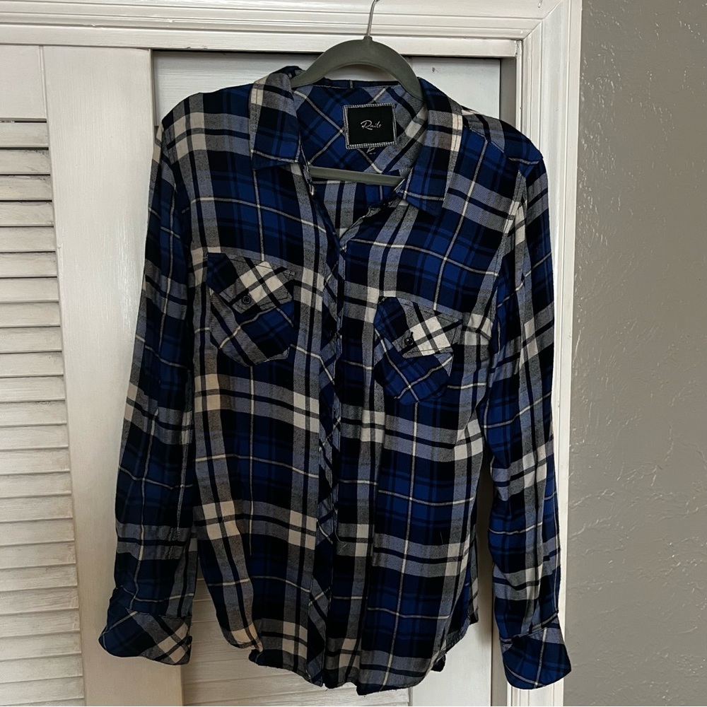Rails Blue and Black Flannel Shirt, size Small